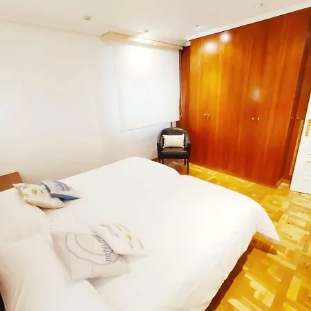 Apartamento Turistico San Juan Pamplona Exterior photo