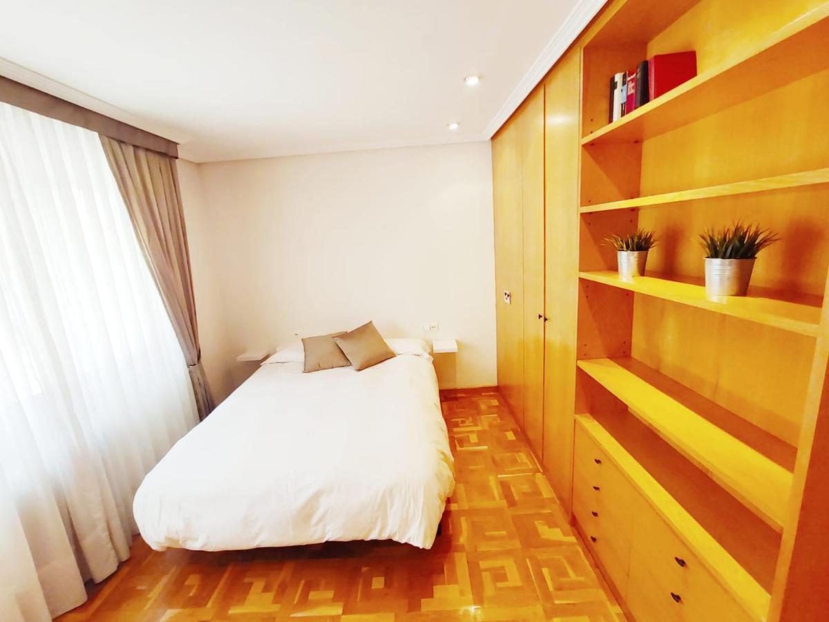 Turistico San Juan Apartment Pamplona